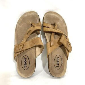 Taos Women’s Perfect Sz 8 Tan  Leather Flat Thong Sandals